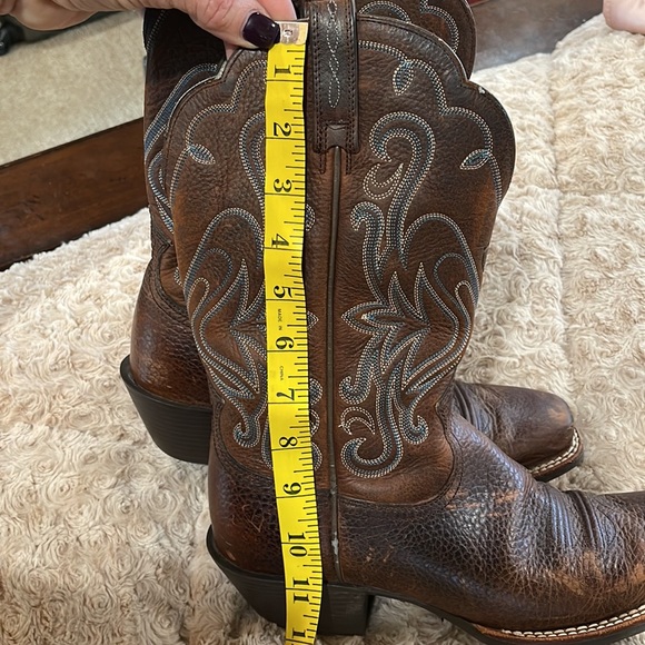 Ariat cowboy boots size 8.5 - Picture 9 of 9